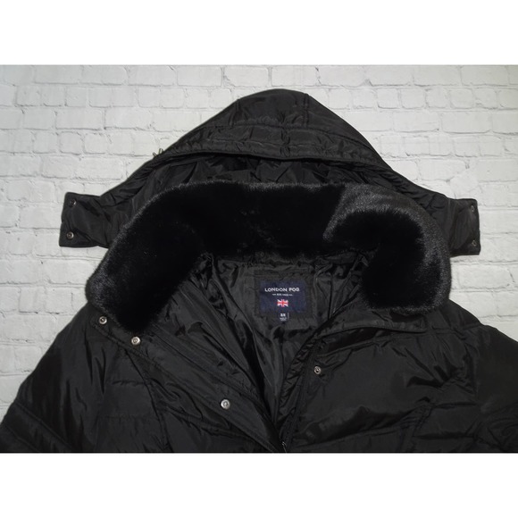 London Fog Women's Sz 3X Black Button Zipper Up Puffer Jacket No tags - Picture 2 of 11